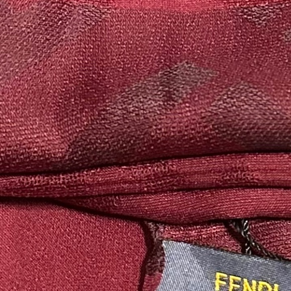 New with tag designer women's Scarf. - Picture 4 of 14